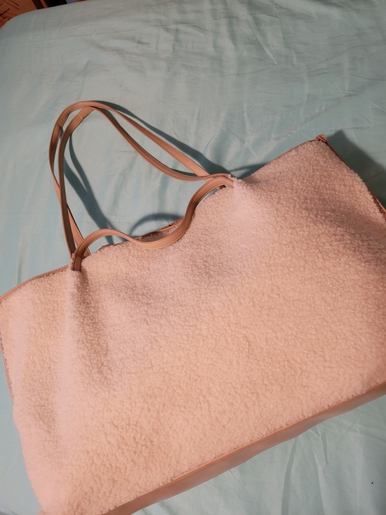 Universal Thread Handbags - Univeral Thread Soft Sherpa Tote Bag with Leather Straps